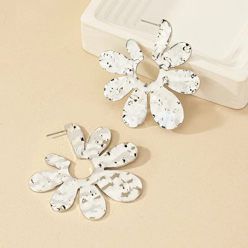 1 Pair Retro Lady Flower Plating Alloy 14k Gold Plated Ear Studs