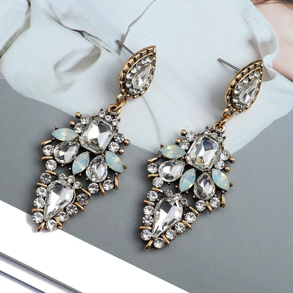 1 Pair Retro Lady Geometric Hollow Out Inlay Zinc Alloy Rhinestones Drop Earrings