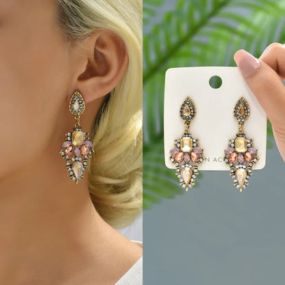 1 Pair Retro Lady Geometric Hollow Out Inlay Zinc Alloy Rhinestones Drop Earrings