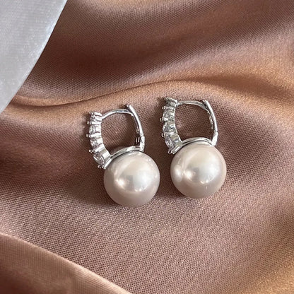 1 Pair Retro Lady Geometric Imitation Pearl Copper White Gold Plated Earrings