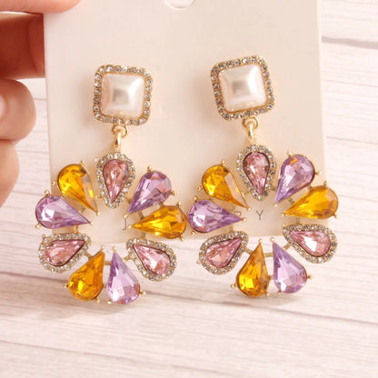 1 Pair Retro Luxurious Flower Plating Inlay Alloy Rhinestones Drop Earrings