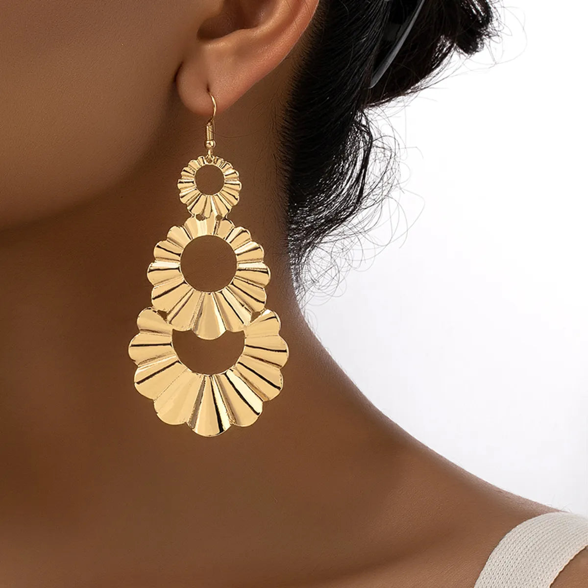 1 Pair Retro Punk Flower Plating Alloy Drop Earrings