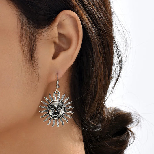 1 Pair Retro Roman Style British Style Sun Alloy Drop Earrings