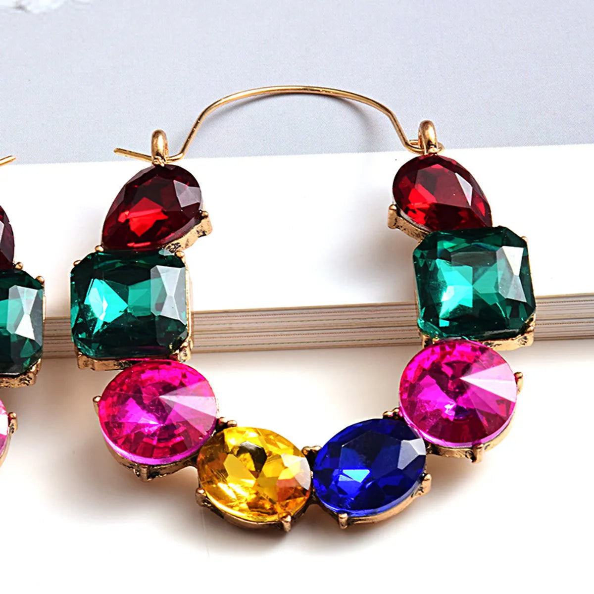 1 Pair Retro Roman Style Geometric Plating Inlay Alloy Zircon Earrings