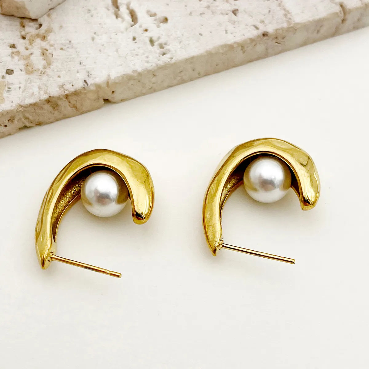 1 Pair Retro Roman Style Pearl Plating Stainless Steel Gold Plated Ear Studs