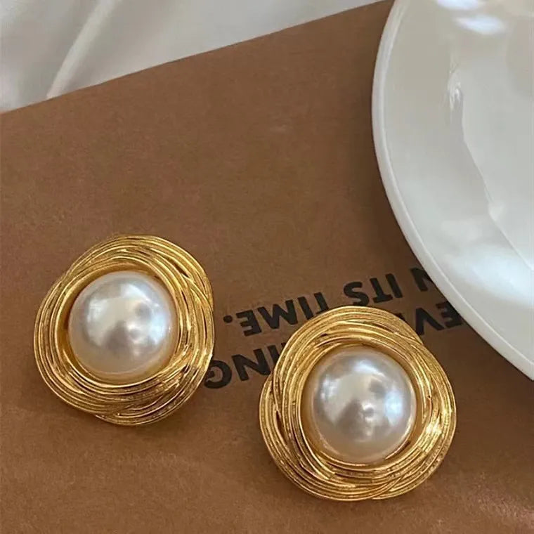 1 Pair Retro Round Imitation Pearl Inlay Pearl Women'S Earrings