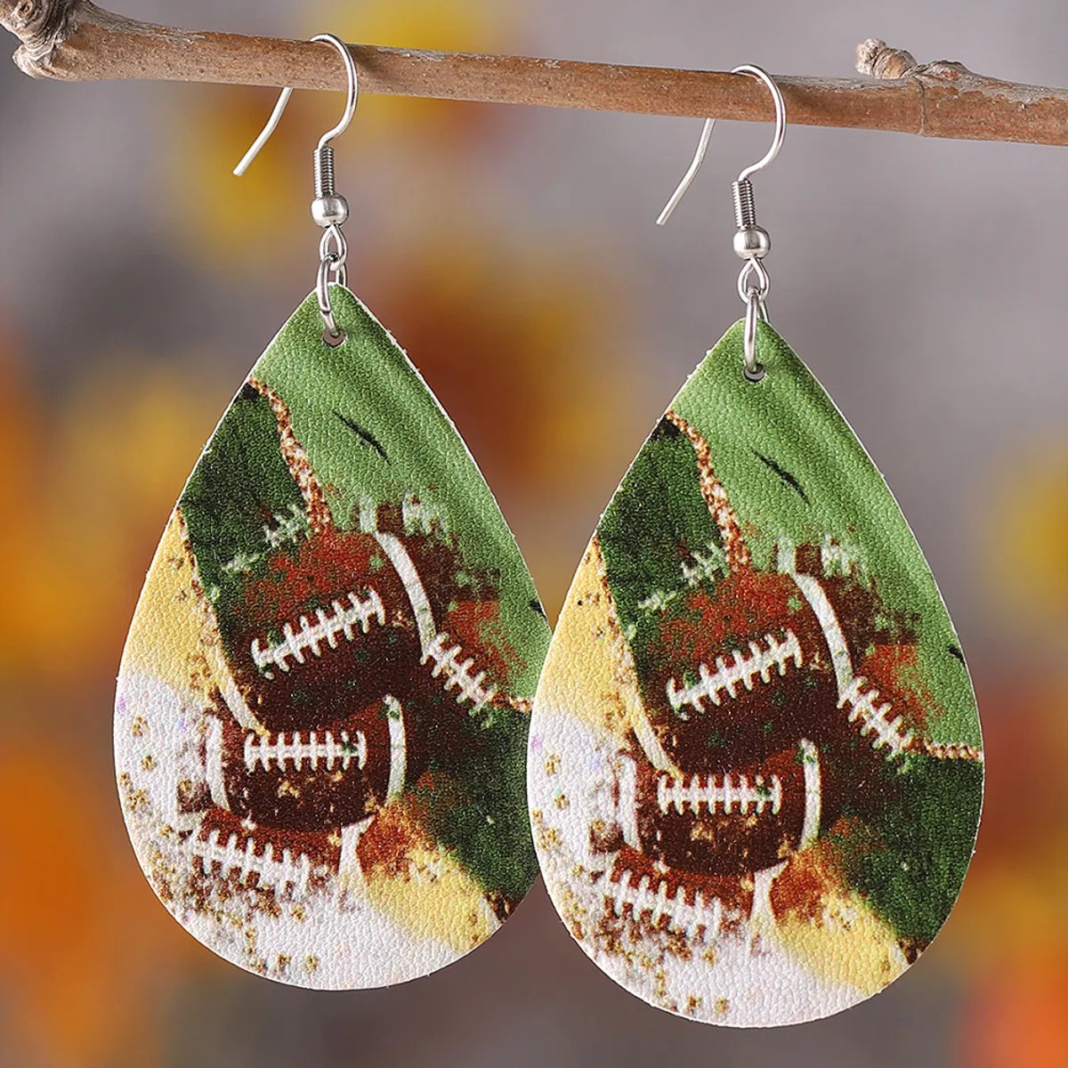 1 Pair Retro Rugby Water Droplets Gradient Color Pu Leather Drop Earrings