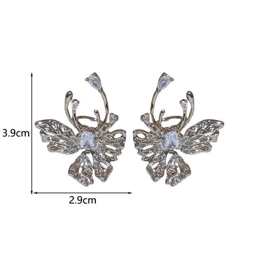 1 Pair Retro Simple Style Butterfly Hollow Out Inlay Copper Zircon Ear Cuffs