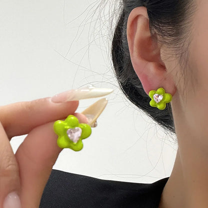 1 Pair Retro Simple Style Flower Inlay Alloy Zircon Ear Studs