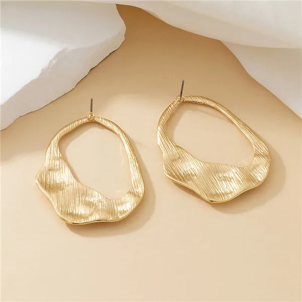 1 Pair Retro Simple Style Geometric Irregular Pleated Alloy Ear Studs