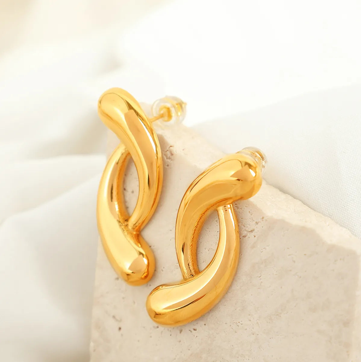 1 Pair Retro Simple Style Geometric Titanium Steel 18K Gold Plated Ear Studs