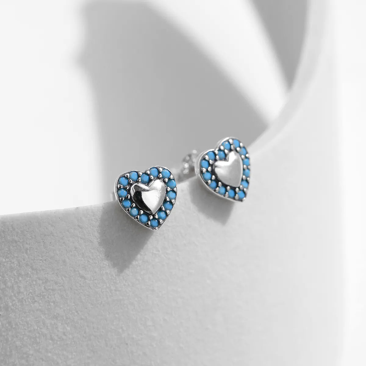 1 Pair Retro Simple Style Heart Shape Inlay Sterling Silver Turquoise Ear Studs