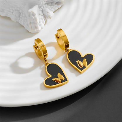 1 Pair Retro Simple Style Heart Shape Plating Inlay Titanium Steel Zircon Earrings