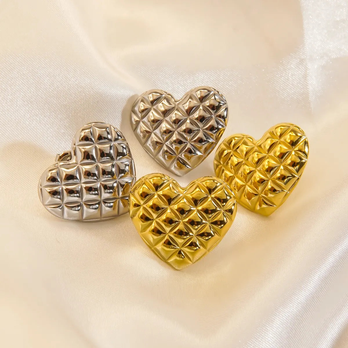 1 Pair Retro Simple Style Heart Shape Stainless Steel 14K Gold Plated Ear Studs