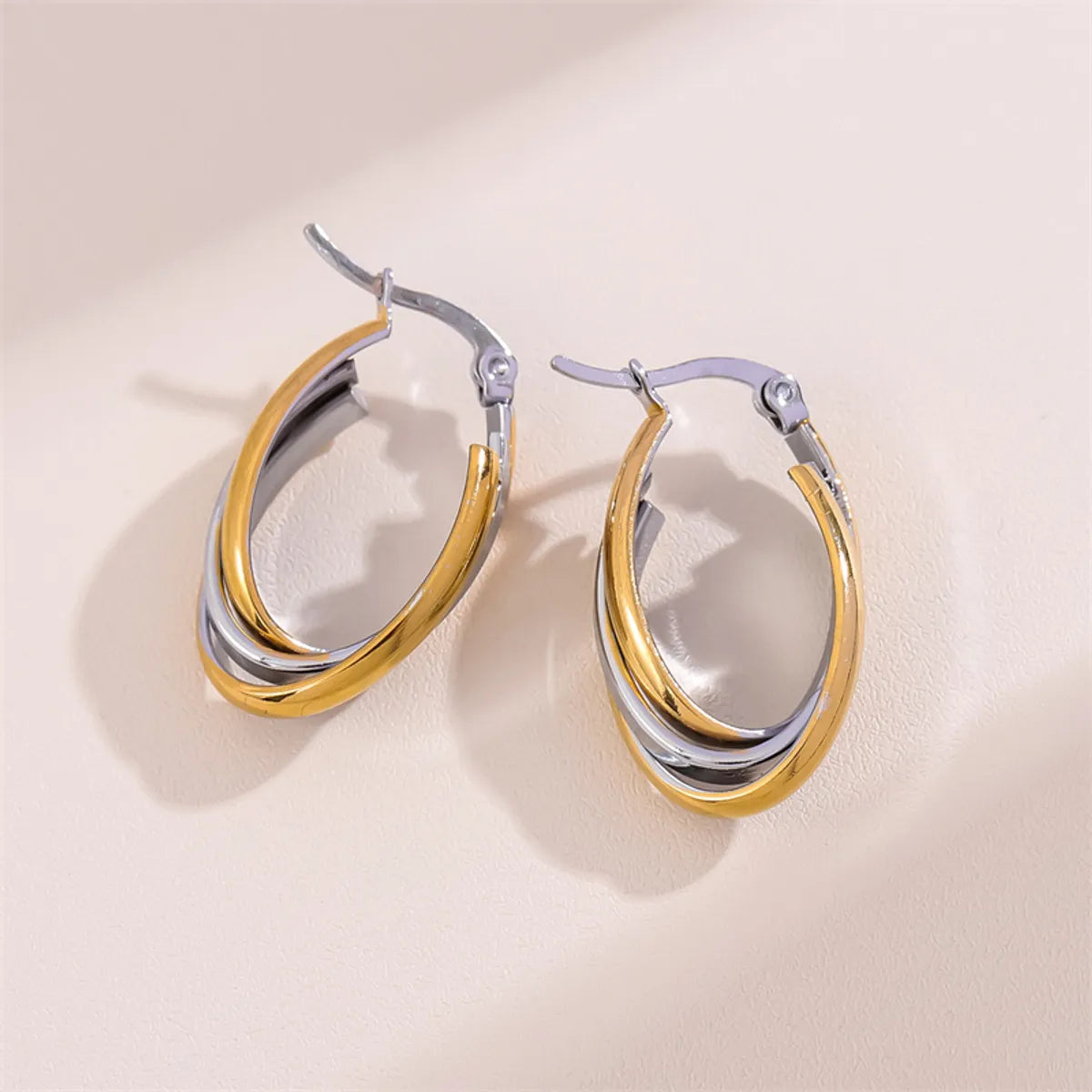 1 Pair Retro Simple Style Oval Plating Stainless Steel 18k Gold Plated Ear Studs