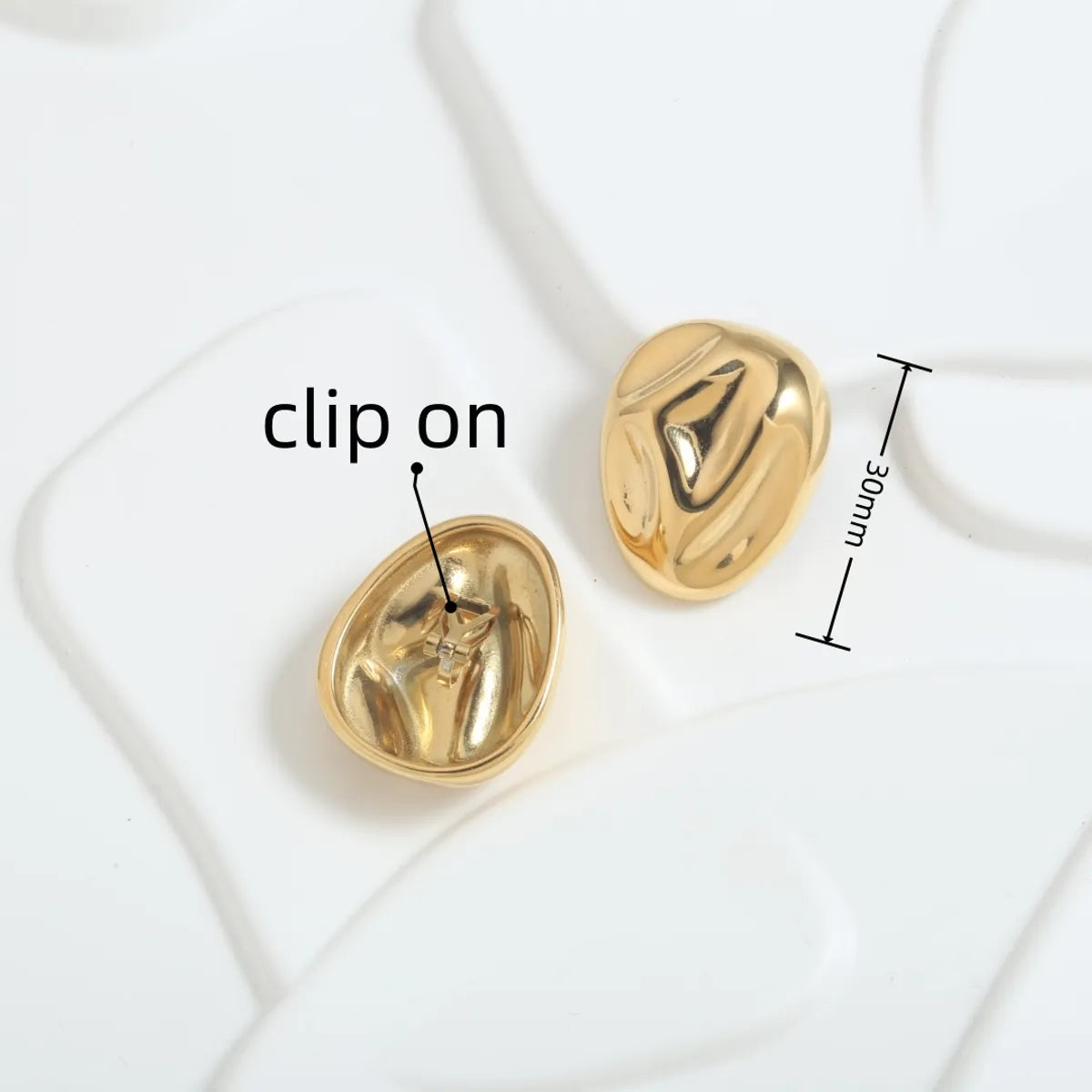 1 Pair Retro Simple Style Roman Style Solid Color Plating Stainless Steel 18K Gold Plated Ear Studs