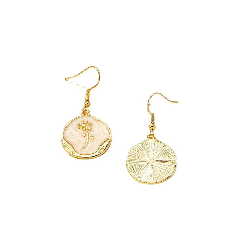 1 Pair Retro Simple Style Rose Plating Inlay Alloy Shell Earrings