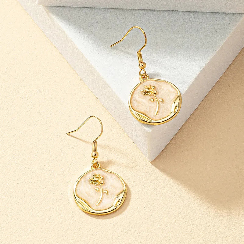 1 Pair Retro Simple Style Rose Plating Inlay Alloy Shell Earrings