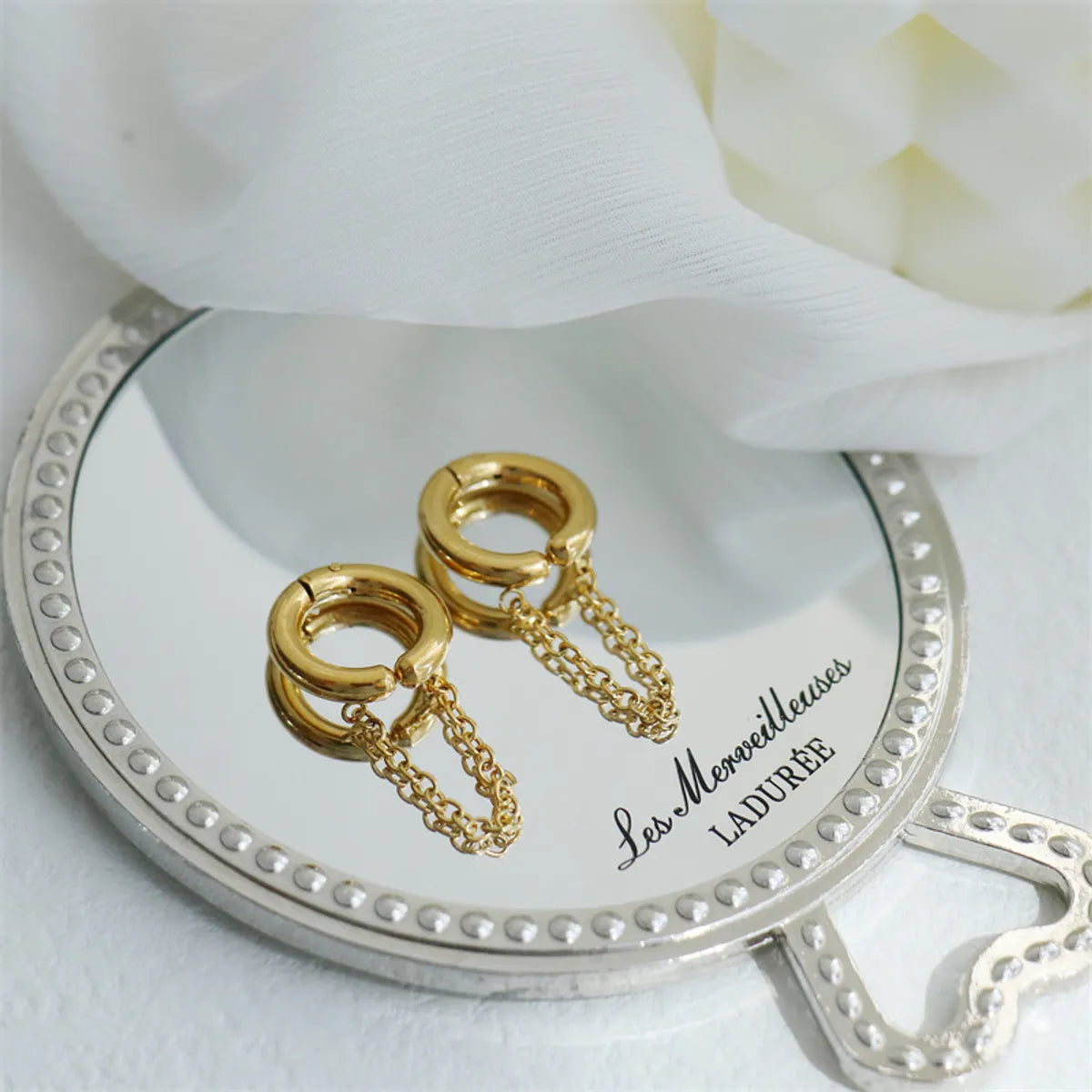 1 Pair Retro Simple Style Solid Color Chain Stainless Steel Ear Cuffs