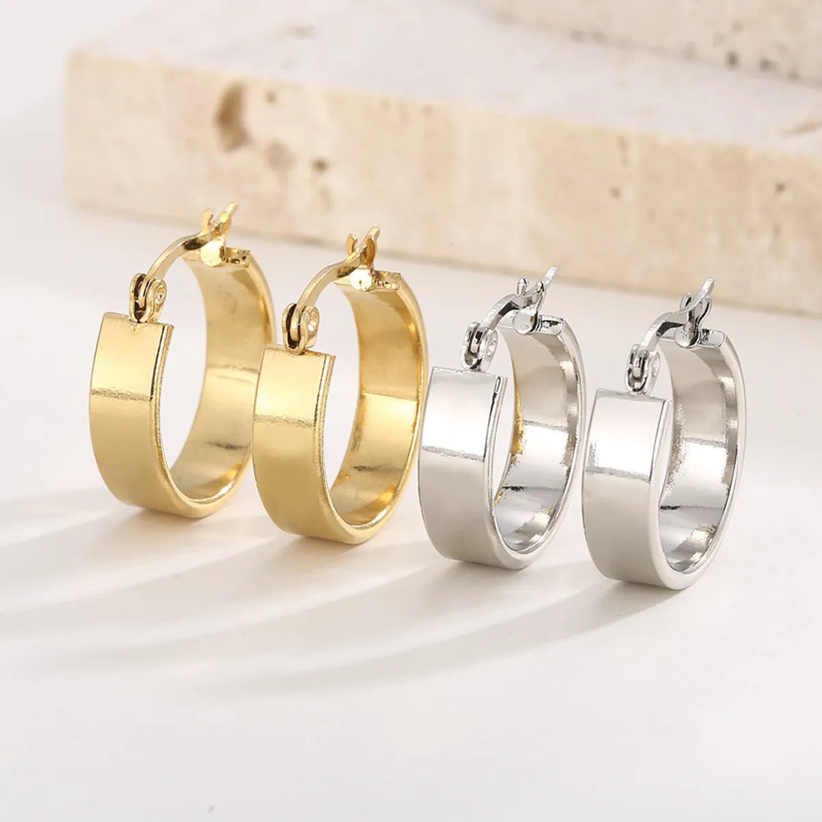 1 Pair Retro Streetwear Solid Color Stainless Steel Plating 18k Gold Plated Hoop Earrings