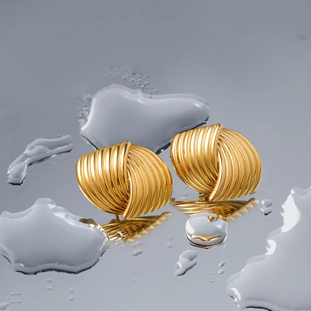 1 Pair Retro Stripe Plating Stainless Steel 18k Gold Plated Earrings