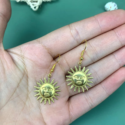 1 Pair Retro Sun Moon Metal Drop Earrings