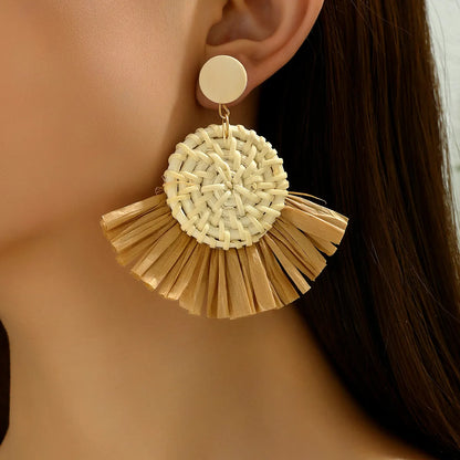 1 Pair Retro Vacation Round Sector Handmade Braid Straw Rattan Drop Earrings