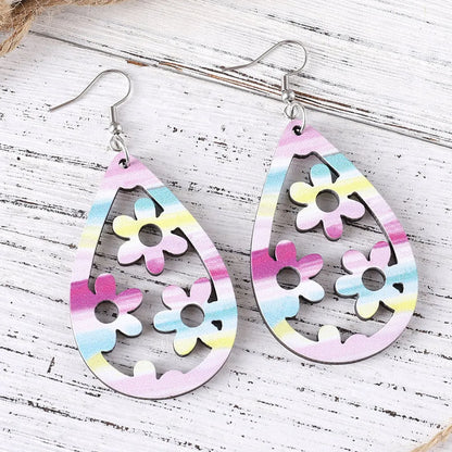 1 Pair Retro Water Droplets Flower Hollow Out Wood Drop Earrings