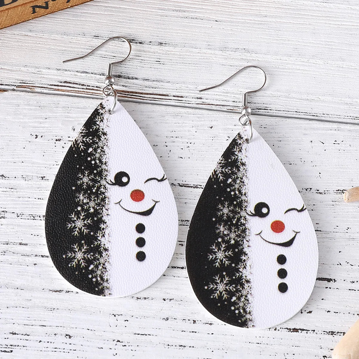 1 Pair Retro Water Droplets Printing Pu Leather Drop Earrings