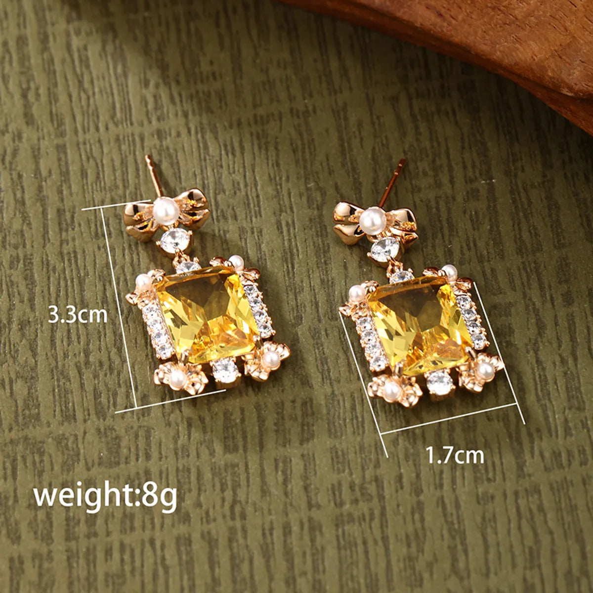 1 Pair Retro Xuping Geometric Bow Knot Plating Inlay Alloy Copper Alloy Artificial Gemstones Artificial Pearls 18k Gold Plated Drop Earrings