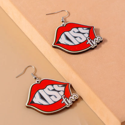 1 Pair Romantic Lips Car Heart Shape Alloy Wood Drop Earrings