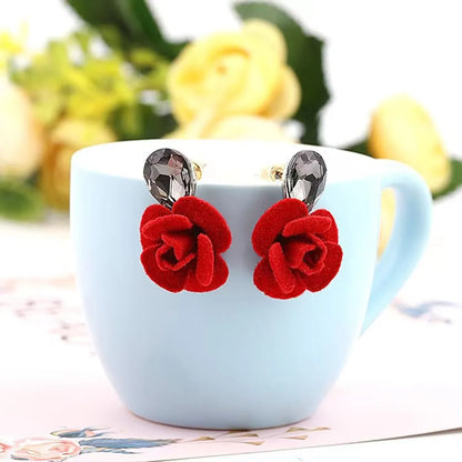 1 Pair Romantic Simple Style Flower Plating Inlay Alloy Rhinestones Drop Earrings