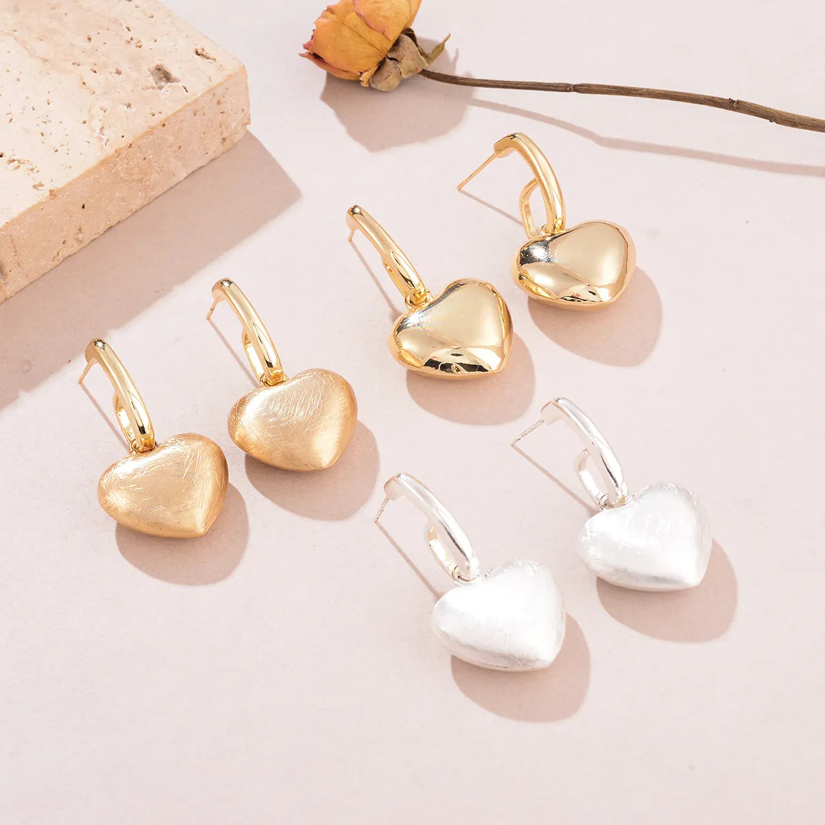 1 Pair Romantic Simple Style Heart Shape Alloy Drop Earrings