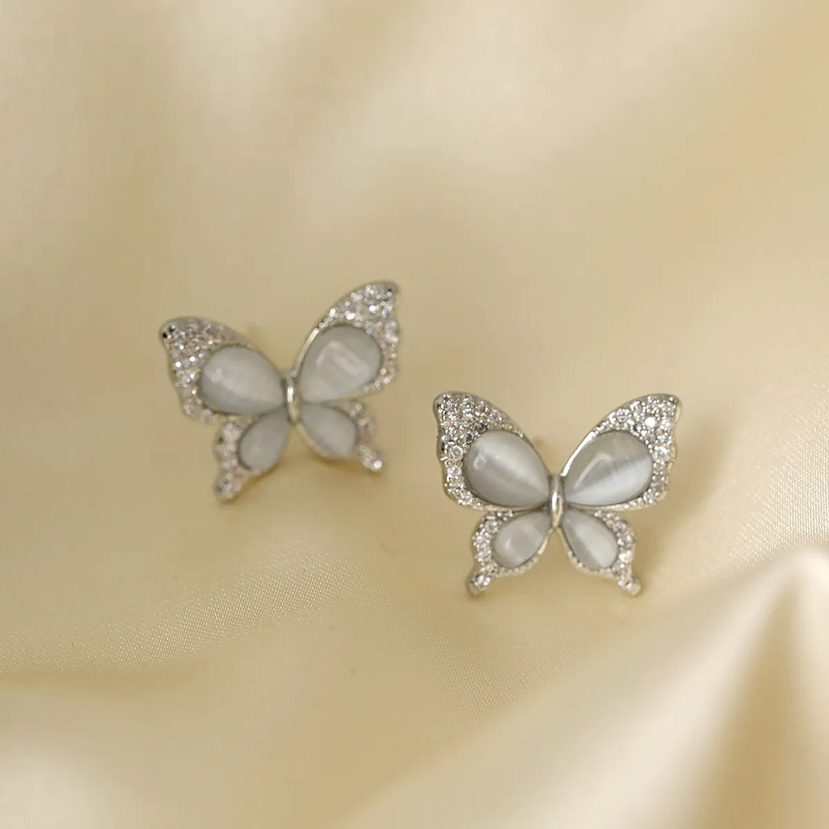 1 Pair Romantic Sweet Artistic Butterfly Plating Inlay Copper Opal Zircon White Gold Plated Ear Studs