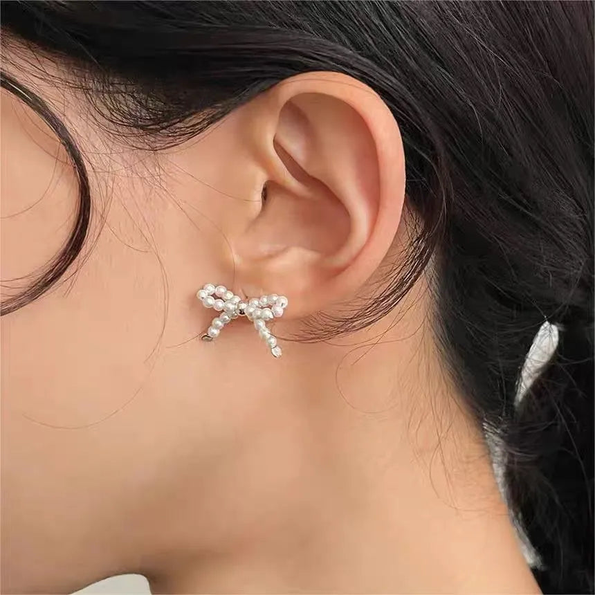 1 Pair Romantic Sweet Bow Knot Beaded Plating Sterling Silver Ear Studs