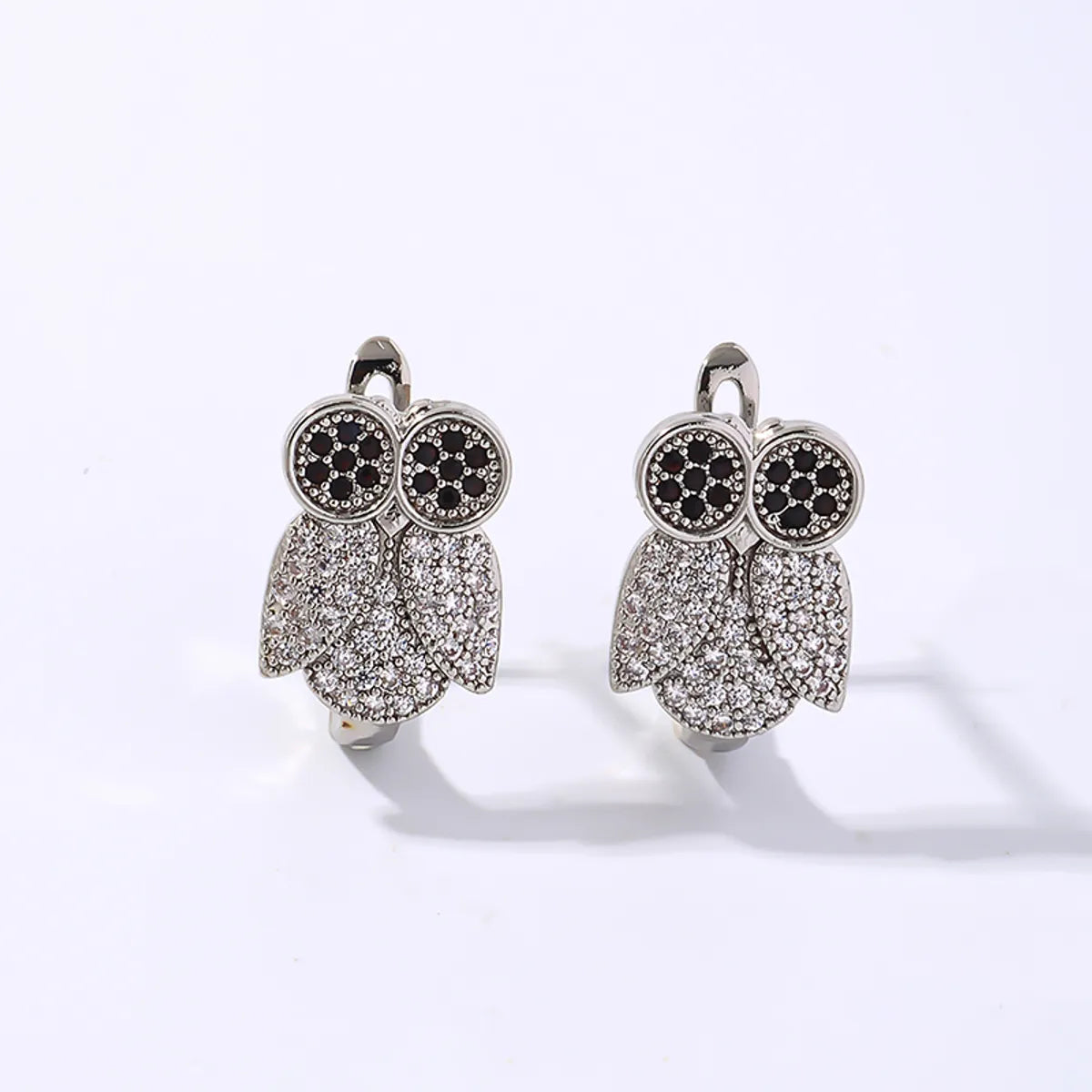 1 Pair Simple Style Animal Owl Plating Inlay Copper Rhinestones Ear Clip