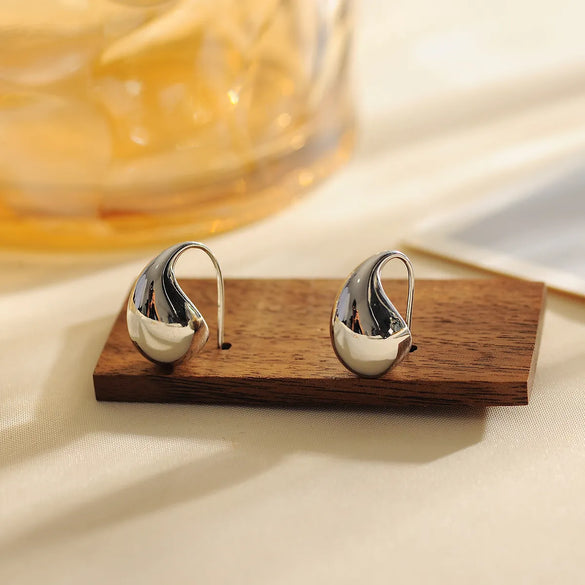 1 Pair Simple Style Artistic Shiny Water Droplets Copper 18K Gold Plated Ear Studs