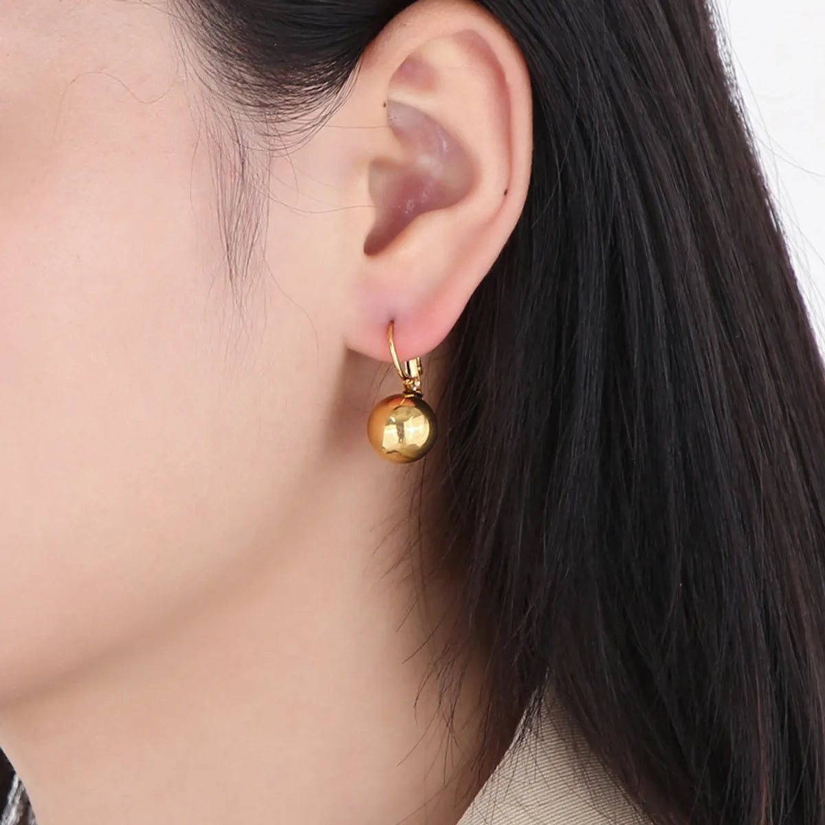 1 Pair Simple Style Ball Plating 304 Stainless Steel 18K Gold Plated Drop Earrings