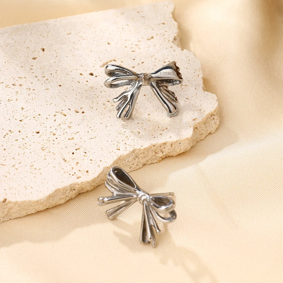 1 Pair Simple Style Bow Knot 304 Stainless Steel Ear Studs