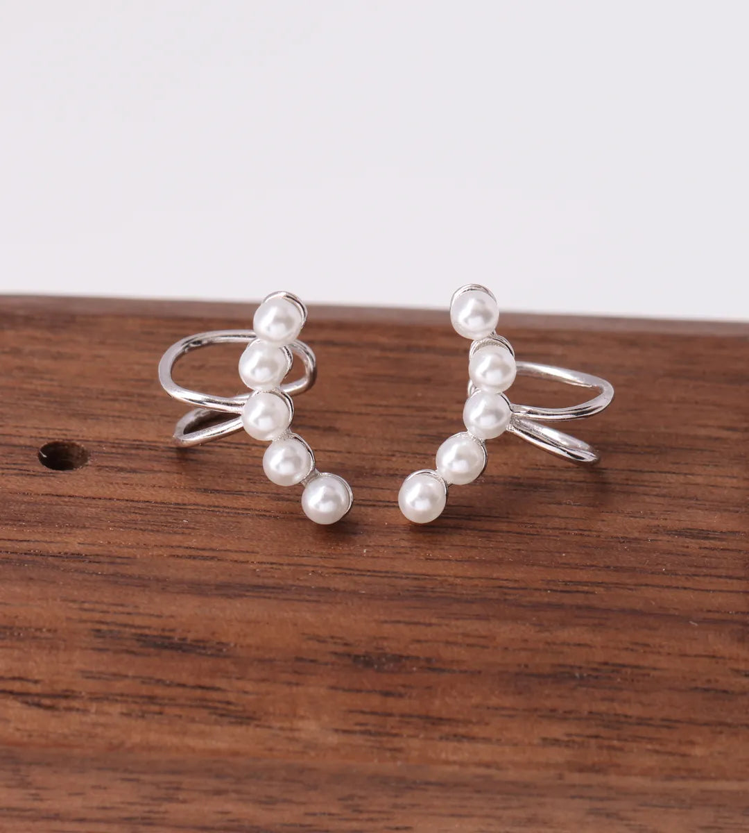 1 Pair Simple Style Bunny Ears Solid Color Plating Inlay Sterling Silver Pearl White Gold Plated Gold Plated Ear Cuffs