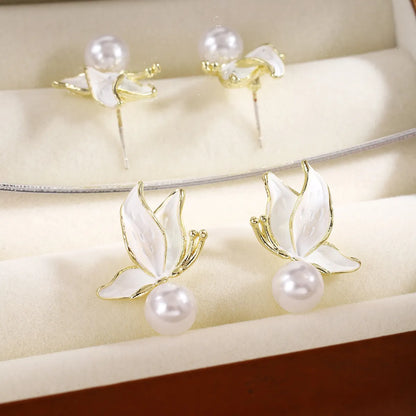 1 Pair Simple Style Butterfly Inlay Zinc Alloy Pearl Ear Studs