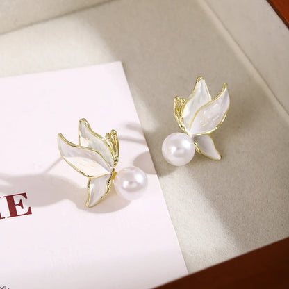 1 Pair Simple Style Butterfly Inlay Zinc Alloy Pearl Ear Studs