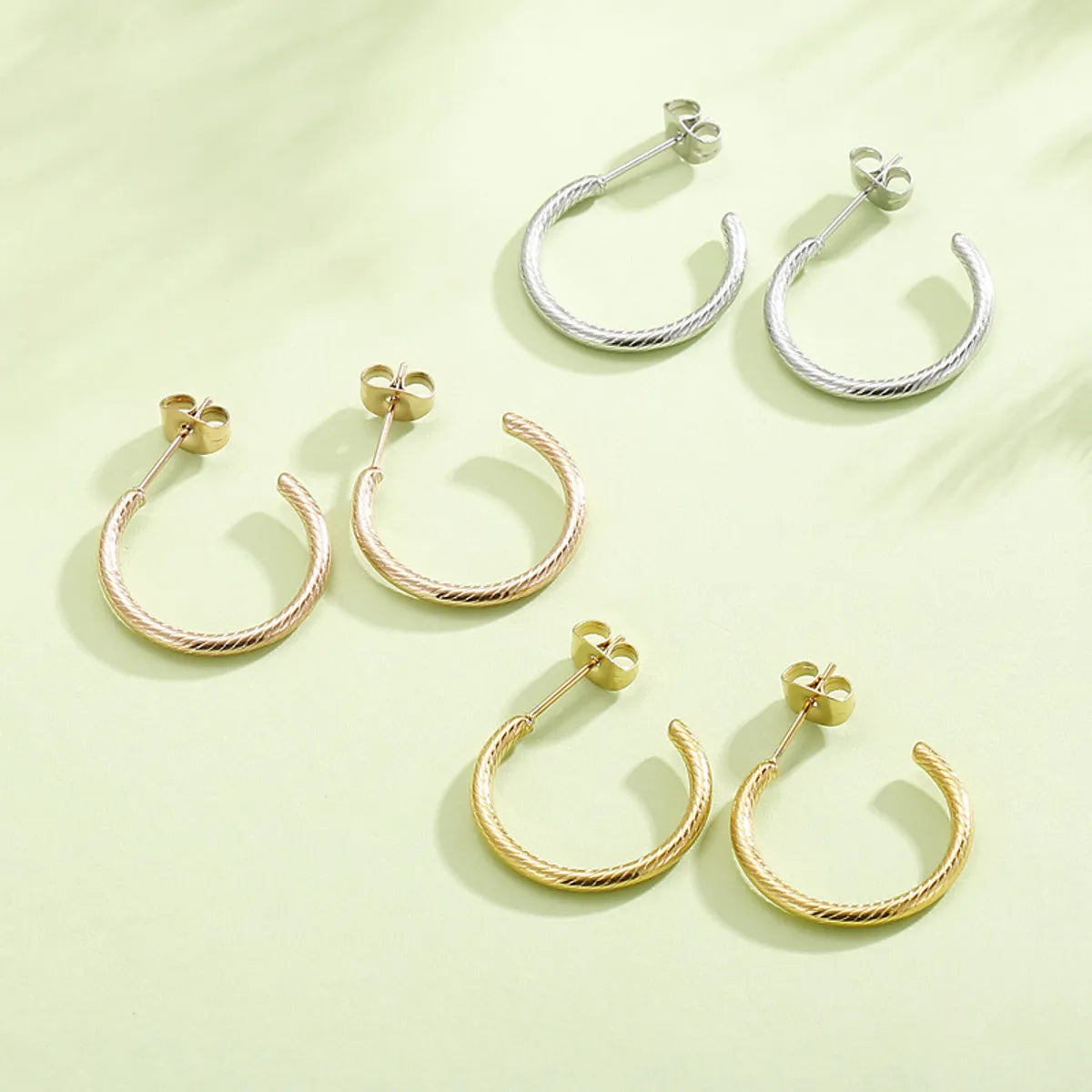 1 Pair Simple Style C Shape Geometric Plating Titanium Steel Ear Studs