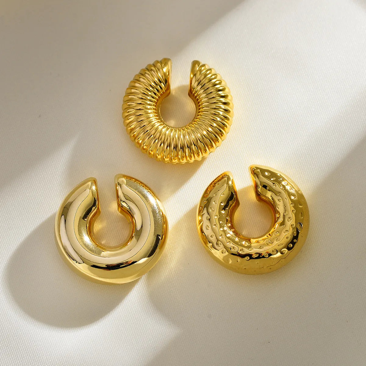 1 Pair Simple Style C Shape Plating Stainless Steel Ear Cuffs