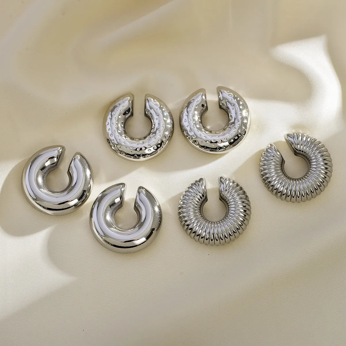 1 Pair Simple Style C Shape Plating Stainless Steel Ear Cuffs