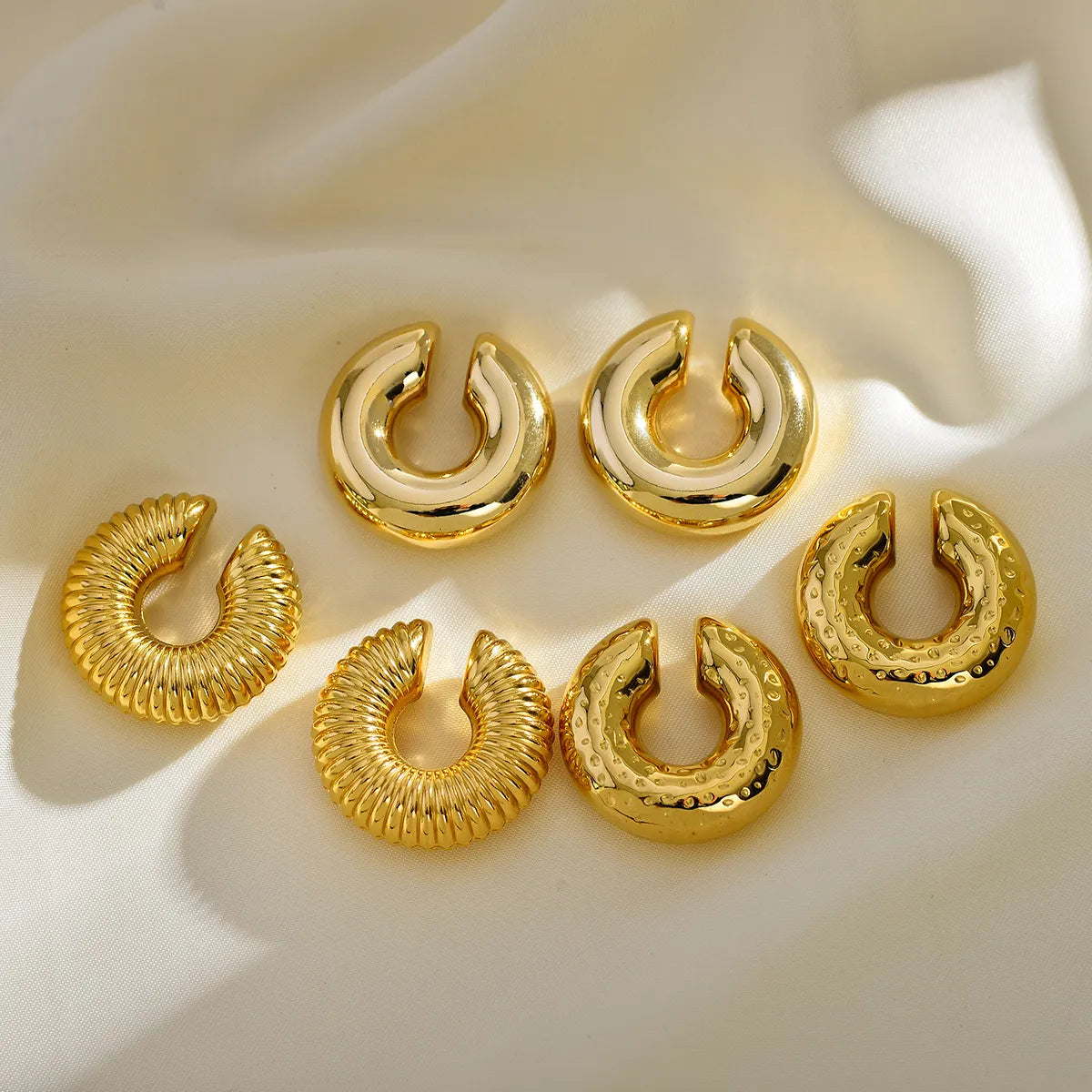 1 Pair Simple Style C Shape Plating Stainless Steel Ear Cuffs