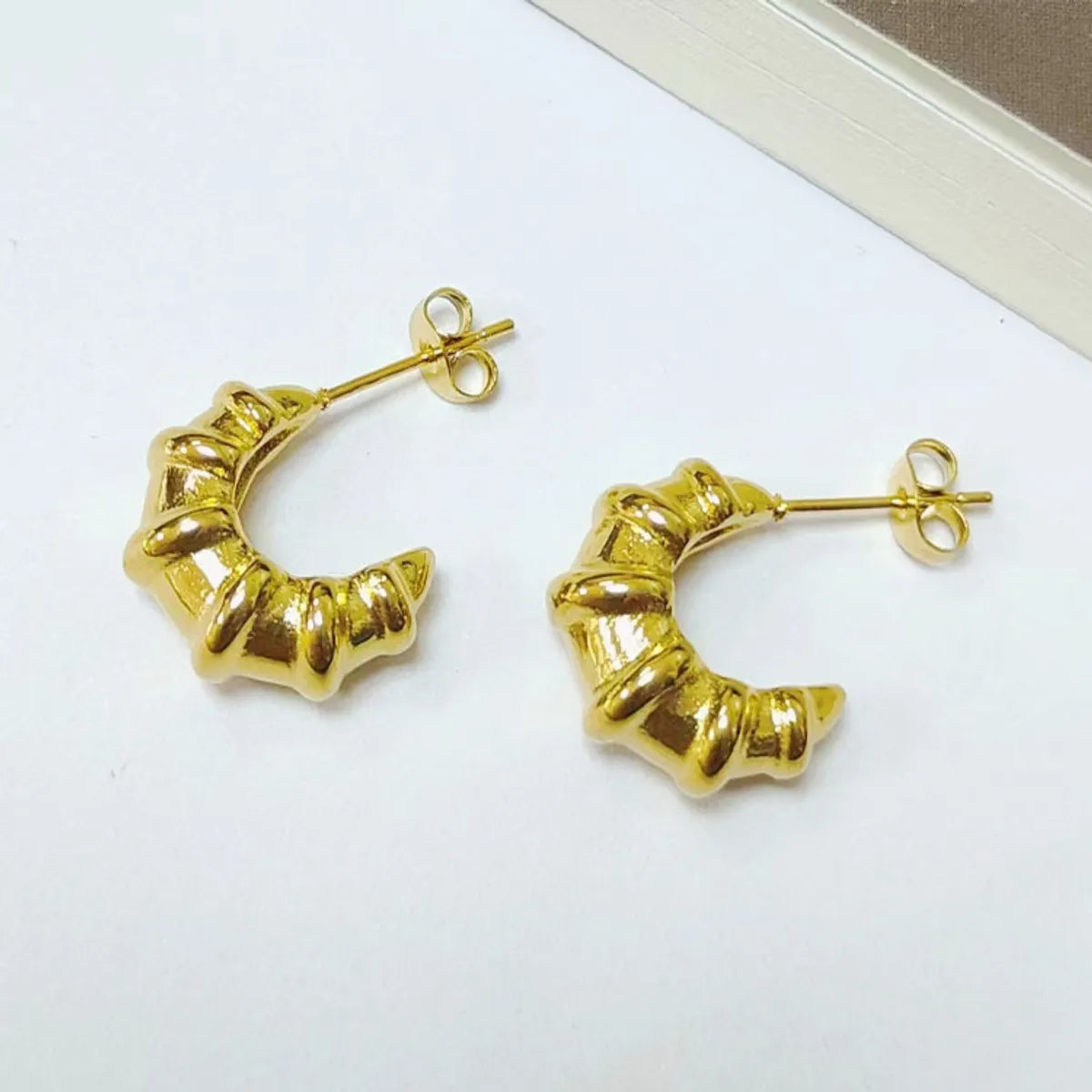 1 Pair Simple Style C Shape Plating Titanium Steel Ear Studs