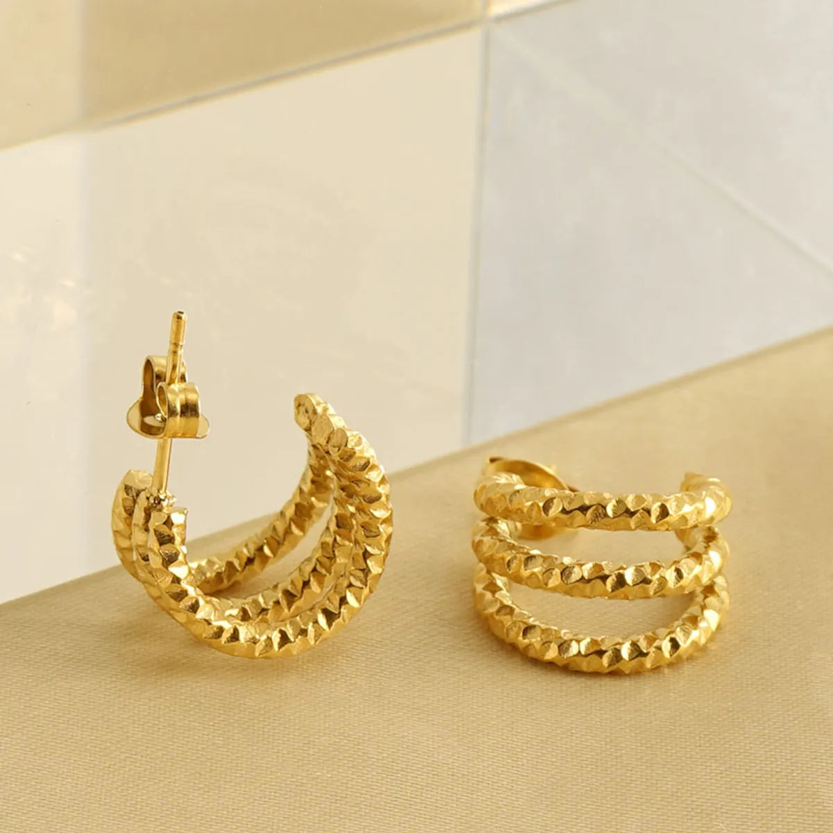 1 Pair Simple Style C Shape Plating Stainless Steel 18k Gold Plated Ear Studs