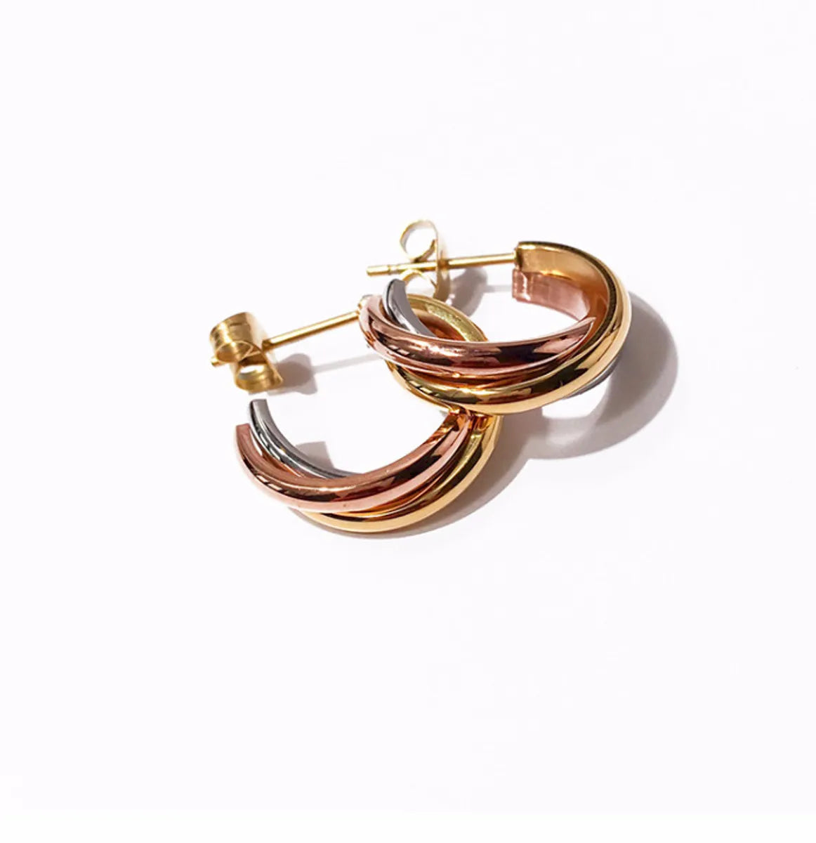 1 Pair Simple Style C Shape Plating Titanium Steel 18k Gold Plated Ear Studs