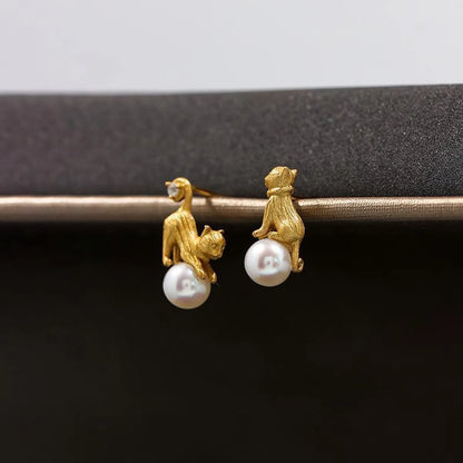 1 Pair Simple Style Cat Inlay Copper Pearl Earrings